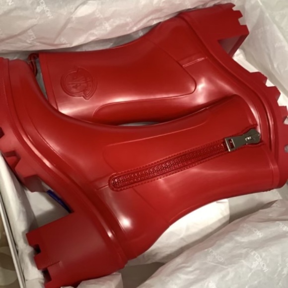 Moncler shoes size 7 color red for sale for at least $157 with a receipt price - Picture 2 of 4